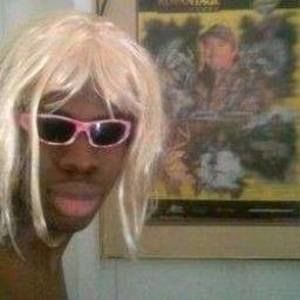 Meet your Posher, Elaina